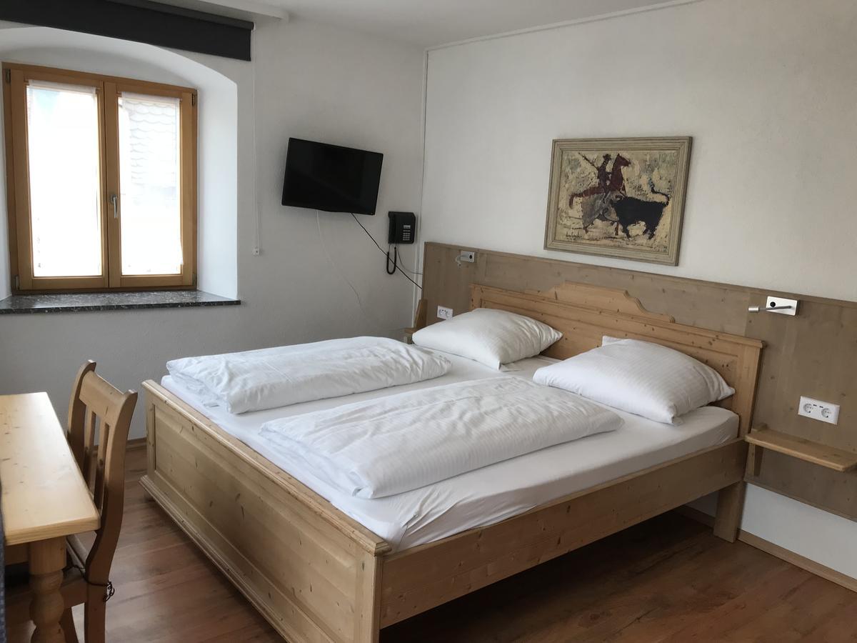 Gasthof Stern Hotel Greding Bagian luar foto