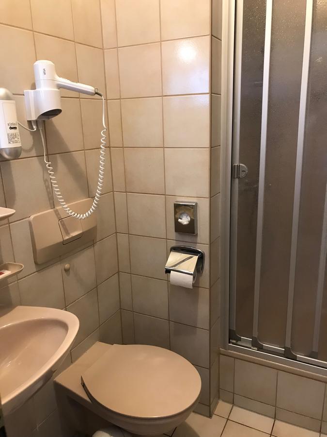 Gasthof Stern Hotel Greding Bagian luar foto